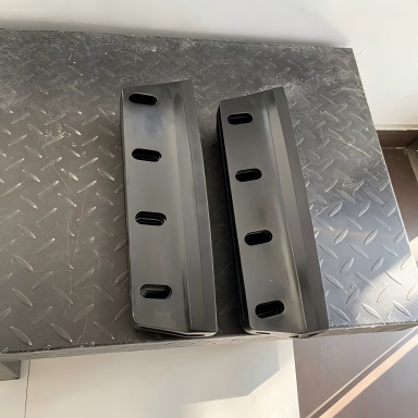 Laser cladding moving blade